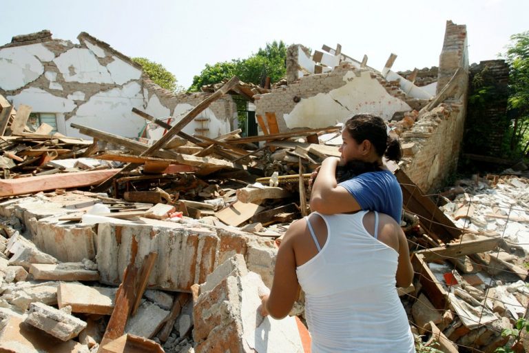 Número de mortos em terremoto no México sobe para 96