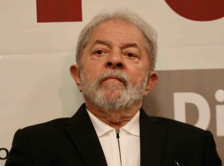 STF suspende transferência de Lula para presídio em São Paulo