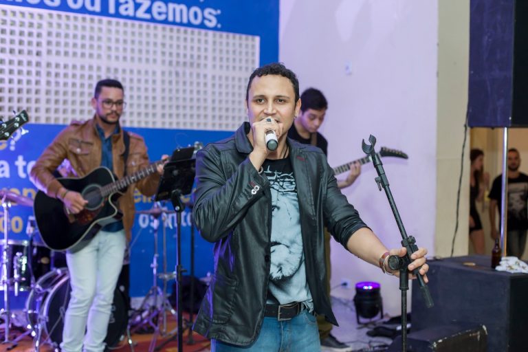 Afonso Augusto lança novo clipe nesta sexta-feira (23)