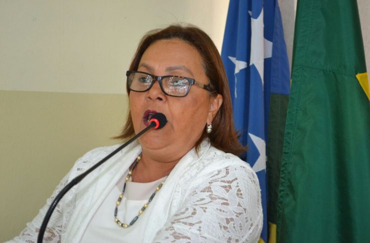 Vereadora Marta da Dengue levou o debate sobre a fome para o parlamento local