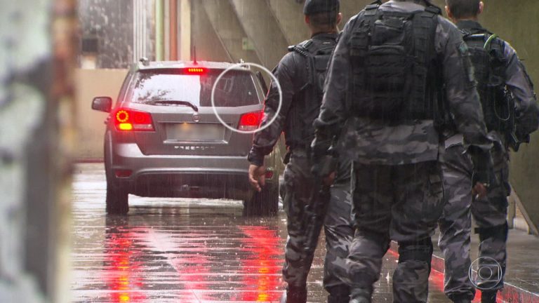 Dois PMs envolvidos na morte de turista espanhola na Rocinha são presos