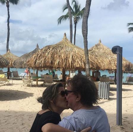 Fábio Jr. Curte férias com a mulher em viagem romântica pelo caribe