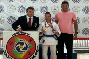 Karatê: Sergipana conquista ouro e bronze em Brasileiro