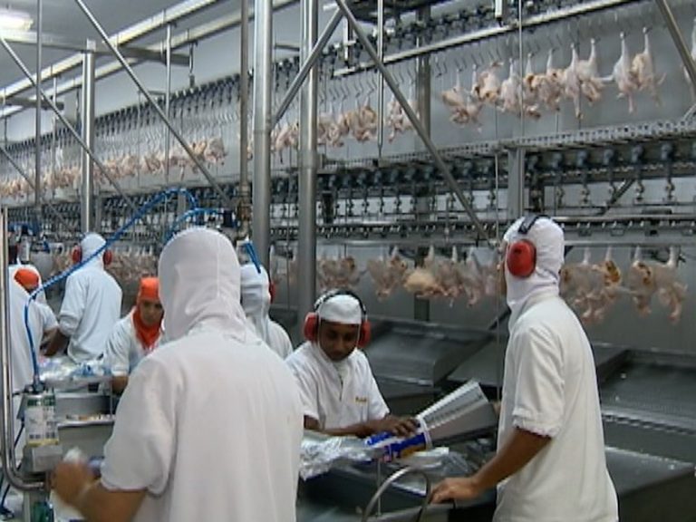 Rússia aumenta restrições à carne importada do Brasil
