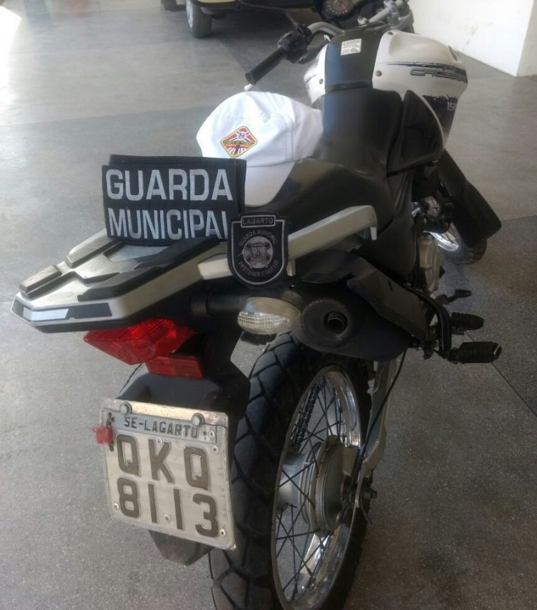 Motocicleta tomada de assalto na noite desta sexta-feira (17) é recuperada pela GML