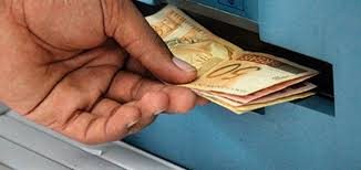 Milhares de sergipanos poderão sacar abono salarial até 28 de dezembro