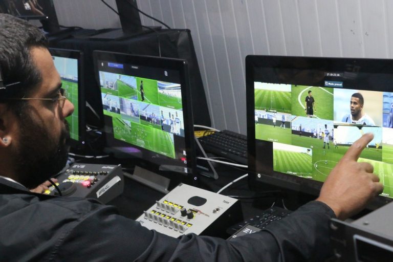 CBF vai submeter implantação do árbitro de vídeo aos clubes em conselho técnico