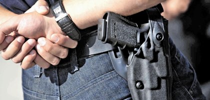 Anac aprova regras mais rígidas para embarque de passageiro armado