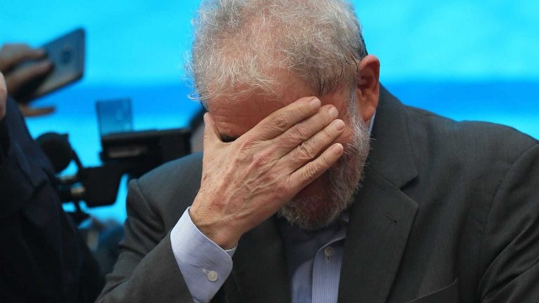 URGENTE: Lula pede habeas corpus no STJ para evitar a cadeia