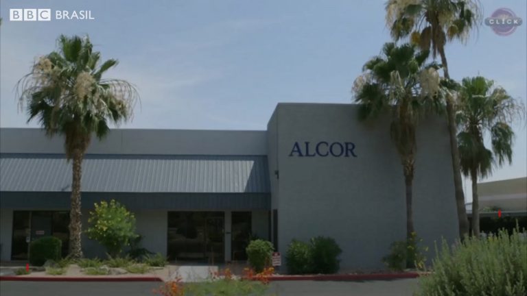 Empresa cobra R$ 660 mil para congelar corpo de quem espera reviver no futuro