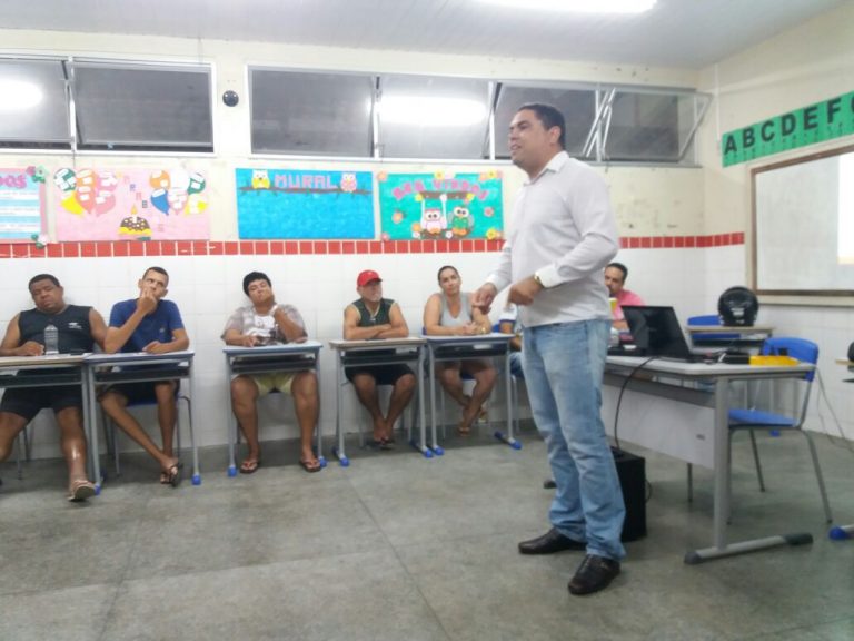DTTU de Simão Dias realiza palestra educativa de conscientização no trânsito