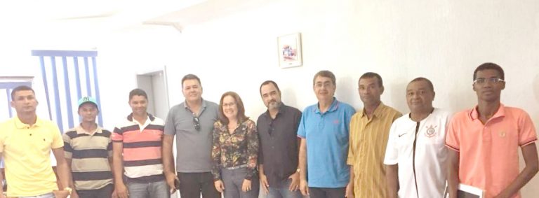 Cohidro recebe visita de moradores de Riachão do Dantas