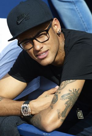 ‘Já errei diversas vezes e não me arrependo’, afirma Neymar