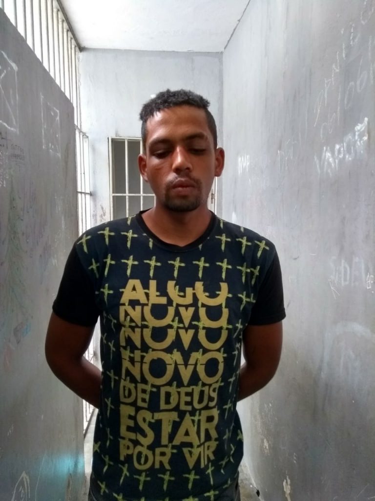 Indivíduo é preso, acusado de agredir mãe e irmã na zona rural de Lagarto