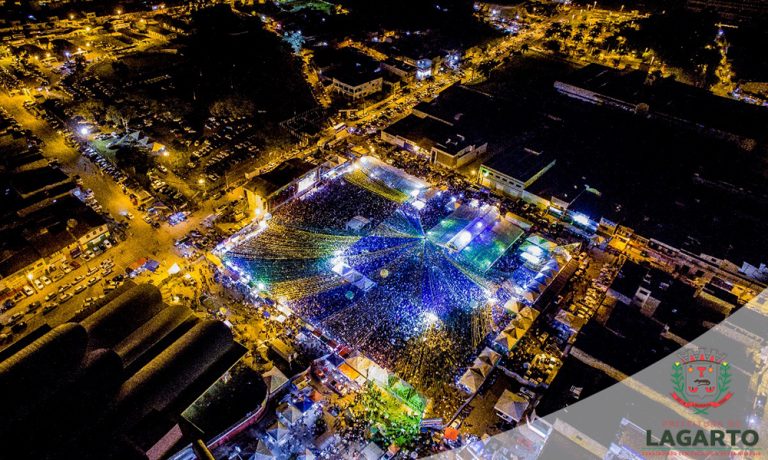 Mais de 60 mil pessoas lotam o Festival da Mandioca para curtirem Aviões e Devinho