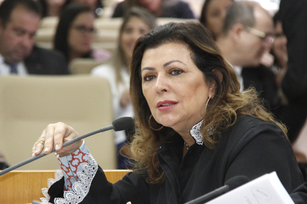 Conselheira vê nova Lei de estímulo à leitura e escrita como forma de melhorar a Educação em Sergipe