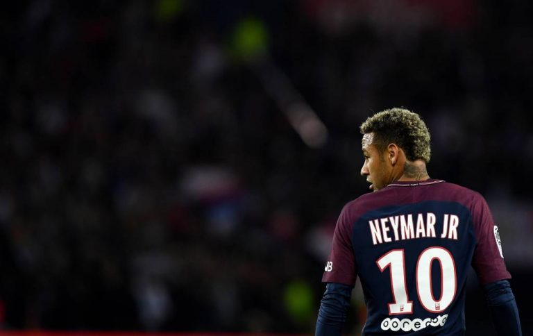 PSG já não considera Neymar inegociável; craque pode ser vendido
