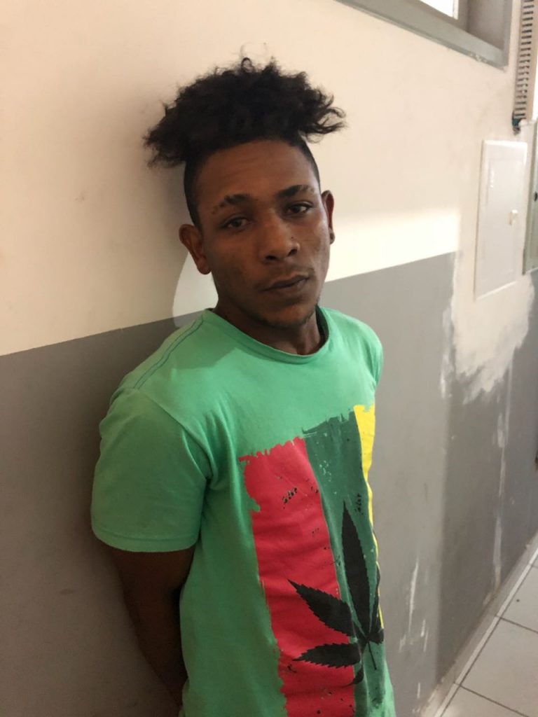 Jovem é preso por tráfico de drogas em Lagarto