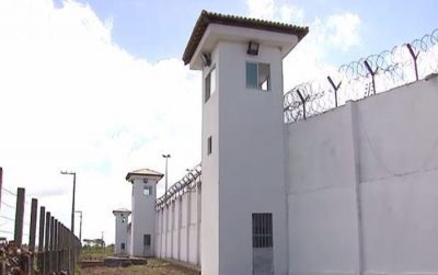 Duas mulheres foram presas tentando entrar com drogas no Presídio Regional de Tobias Barreto
