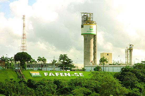 Presidente da Petrobras garante  que a Fafen não fechará