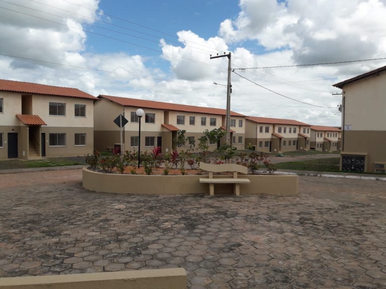 Entrega dos apartamentos pelo projeto “Minha casa, minha vida”, em Lagarto