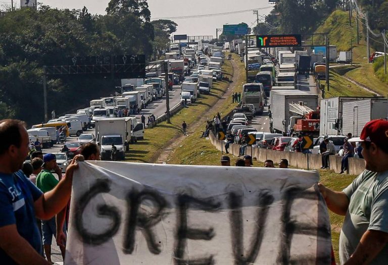 União dos Caminhoneiros diz que fará paralisação depois do feriado