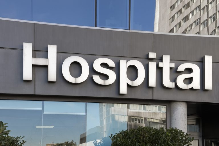 Funcionários de uma construtora passam mal e são encaminhados ao Hospital de Itabaiana.