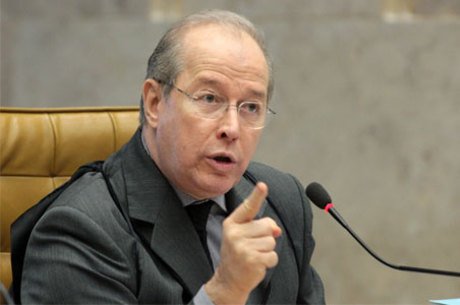 Bolsonaro a ministro do STF: “Todos temos que prestigiar a Corte”