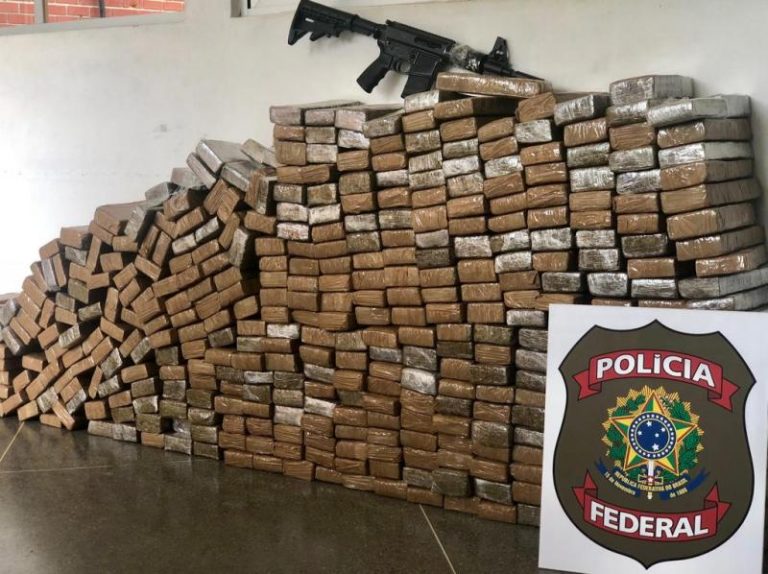 PF apreende mais de 320 quilos de maconha e fuzil em Sergipe