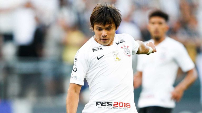 Corinthians chega a acordo com paraguaios para ter Romero em finais