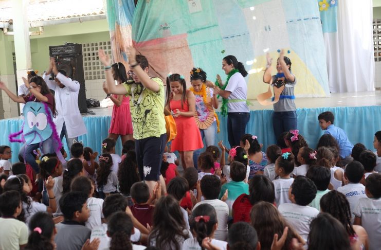 acao_escola