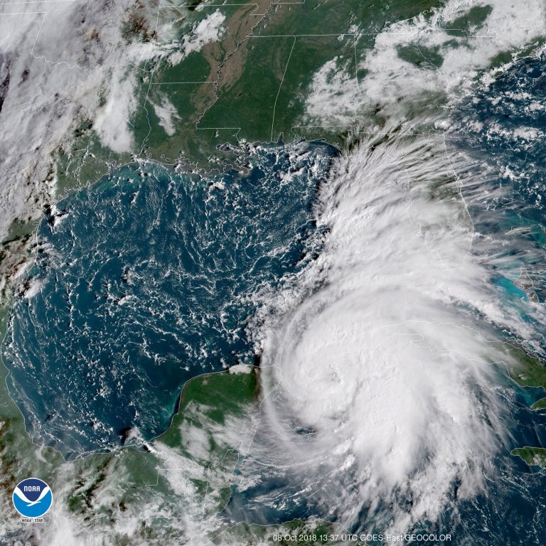 Furacão Michael se forma no Golfo do México e ameaça a Flórida