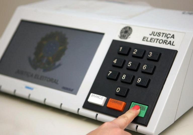 Eleições 2020: urnas são seguras e uso é transparente, afirma TSE