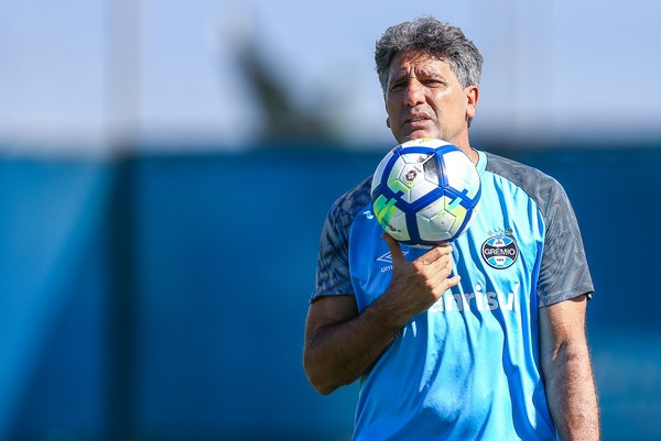 Confiança no Grêmio, incômodo com Fla e projeto: os motivos da escolha de Renato pela renovação