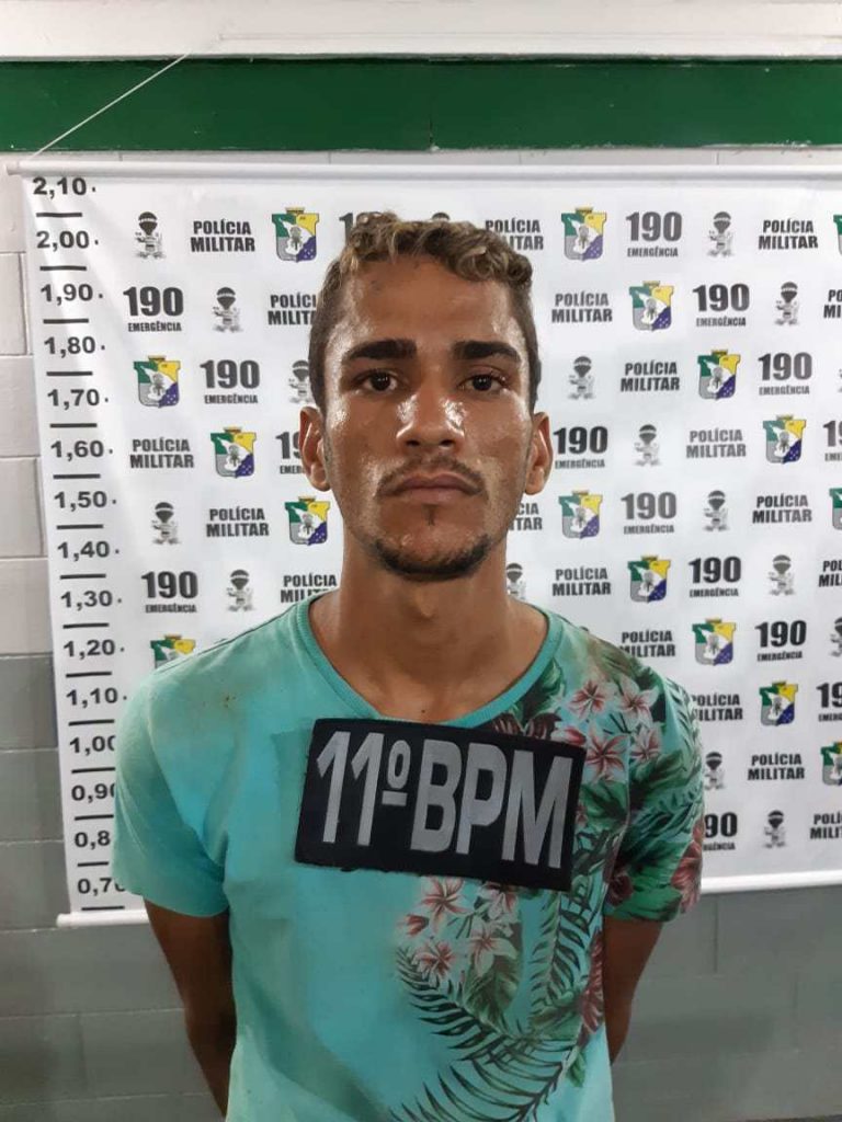 Polícia militar de Sergipe prende traficante e desmonta ponto de drogas na cidade de Tobias Barreto.