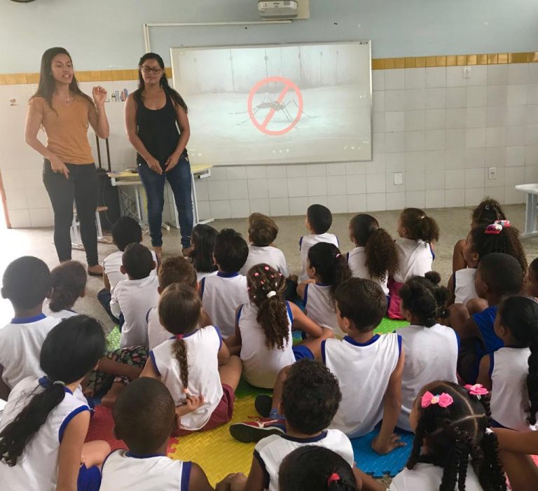 Prefeitura realiza ação alusiva à Semana Nacional de Mobilização Intersetorial de Combate ao Aedes aegypti.