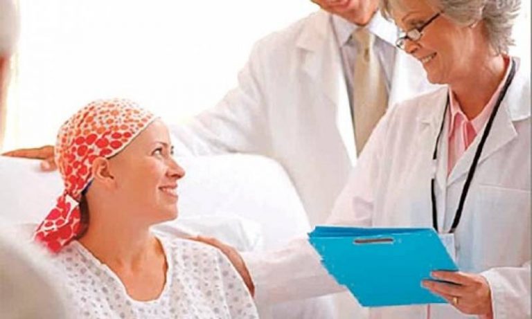 Oncologista alerta sobre prejuízos de boatos no tratamento do câncer.