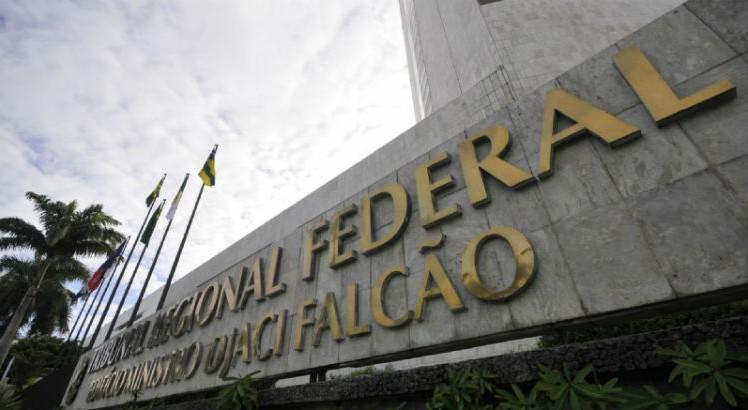 Condenados na Operação Navalha da PF são absolvidos no TRF.