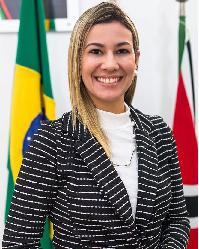 Hilda fará mudanças, mas deixará parentes de Valmir Monteiro