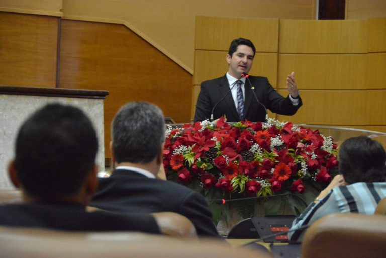 A caminho da câmara federal,  Gustinho faz seu último discurso na Alese: sou um filho das mudanças
