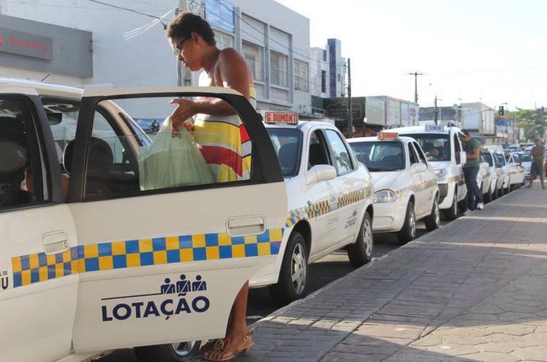 Após reajuste de ônibus, tarifa de táxi lotação tem aumento em Aracaju