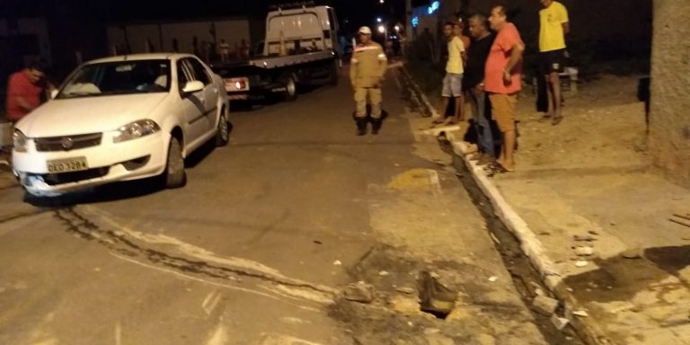 Motorista perde controle de carro e atropela homem na calçada em Lagarto (SE)