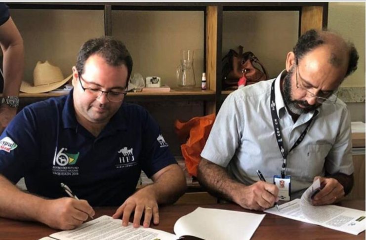 359ef54c-a16b-487c-8835-df7272f94aee