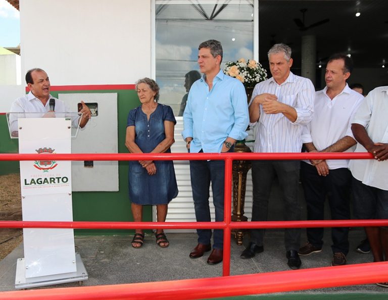 Foram reinauguradas quatro unidades de saúde em Lagarto