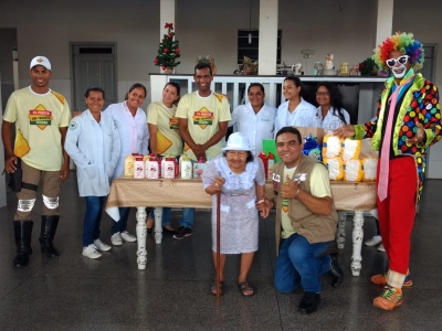 DTTU inicia comando educativo com um dia de alegria no Asilo Santo Antônio