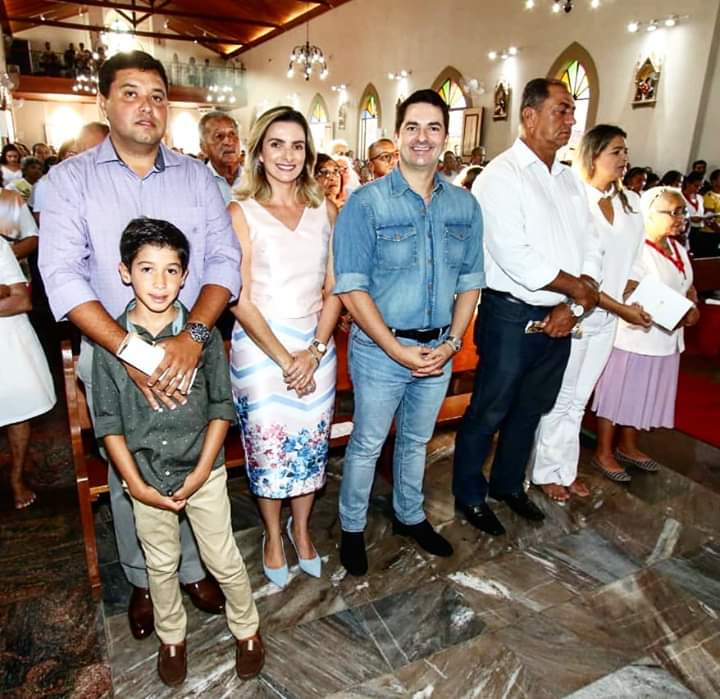 Gustinho Ribeiro prestigia o novenario do Senhor do Bonfim em Salgado