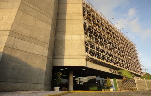 Governo de SE avalia possibilidade de decretar calamidade financeira