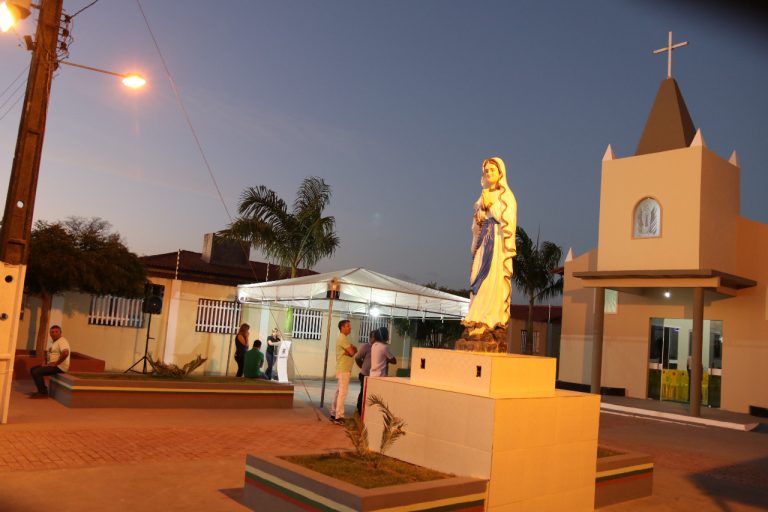 Mais uma obra entregue à população: Praça Feliciano José dos Santos no Povoado Curralinho