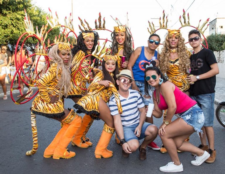 Carnaval em Simão Dias vai misturar bloquinhos e shows musicais; veja programação