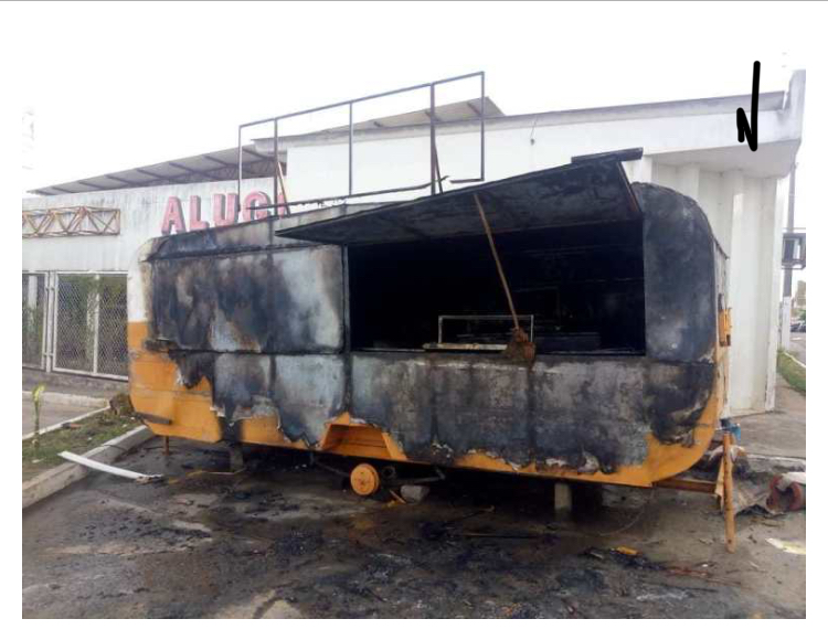 Incêndio no trailler